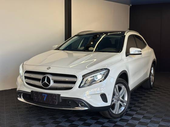MERCEDES-BENZ GLA 200 1.6 CGI ENDURO 16V TURBO FLEX 4P AUTOMÁTICO